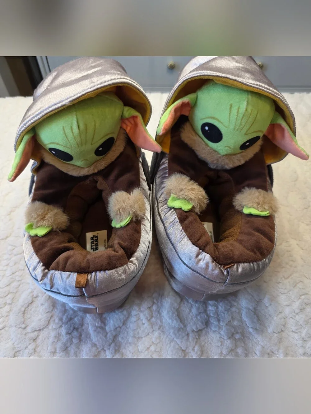 Gap Kids Star Wars Grogu Baby Yoda Mandalorian Slippers 5/6